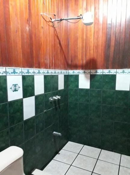 Hostel California Monteverde Exterior photo